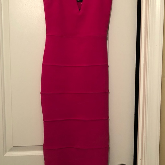 Dress - Picture 6 of 6